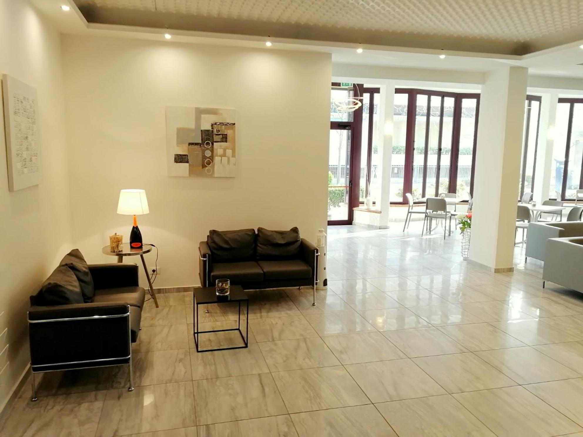 Hotel Atmosfere Beach Cesenatico Eksteriør billede